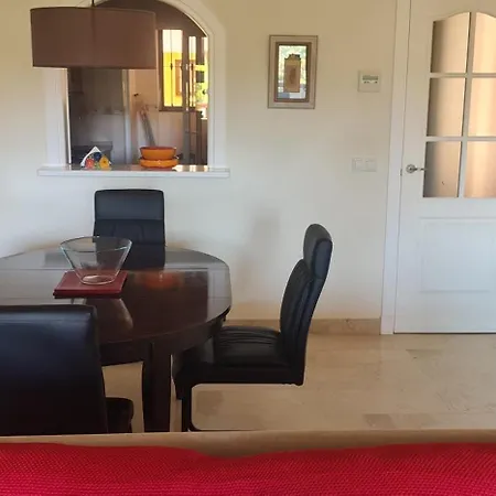 Luxury Two Bedroom In Quiet Neighborhood * Malaga